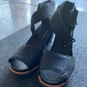 Sorel Women’s Joanie Wedge Sandals